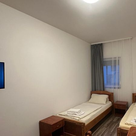 Schoene Hostel Mit Eigene Parking Netflix Youtube Nuremberg Exterior photo