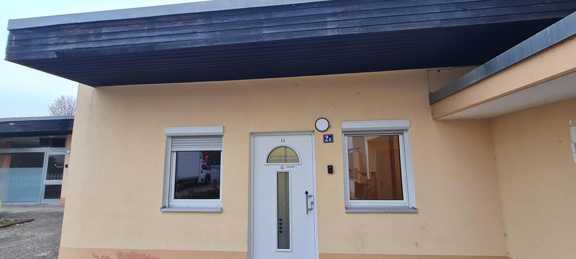 Schoene Hostel Mit Eigene Parking Netflix Youtube Nuremberg Exterior photo